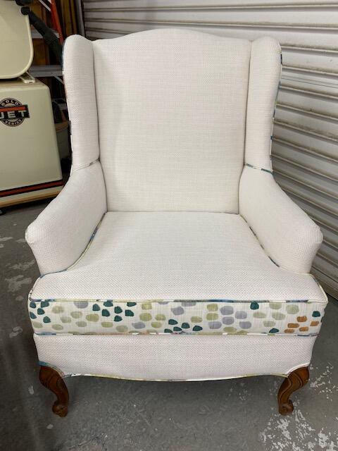 Wing chair · front detail
